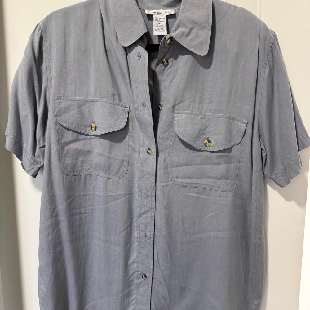 Vintage Silk Anna And Frank Light Blue Short-Sleeve Button-Down Shirt